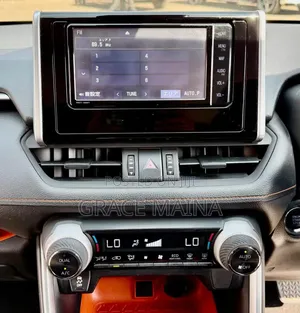 Toyota RAV4 Adventure 2019 Green