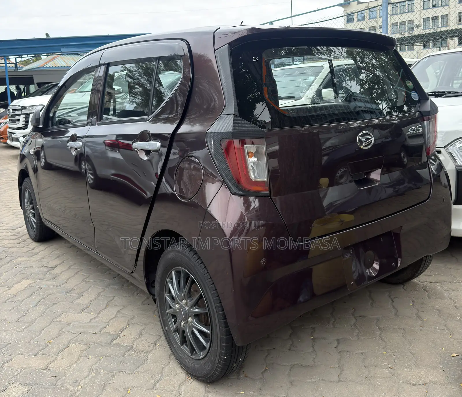 Daihatsu Mira 2019 Maroon