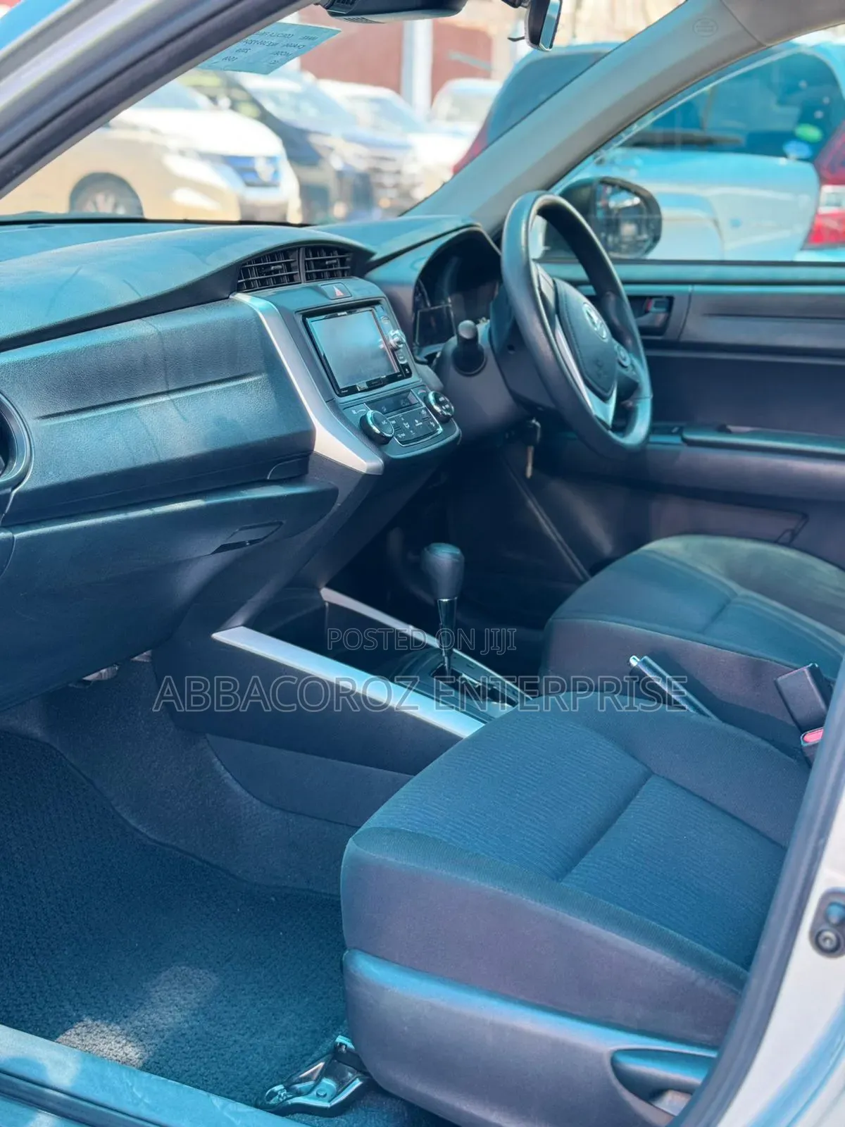 Toyota Corolla Fielder 2019 Silver