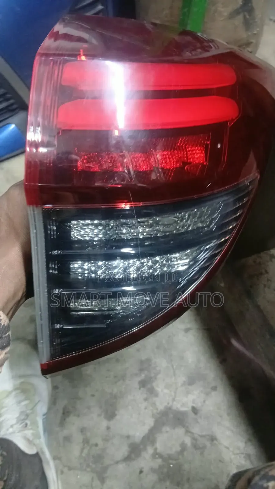Honda Vezel Taillight