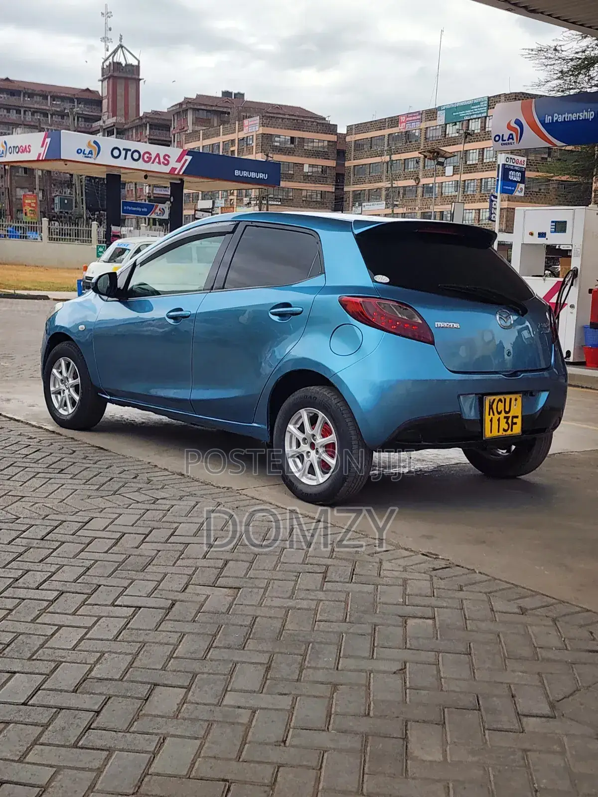 Mazda Demio 2013 Blue