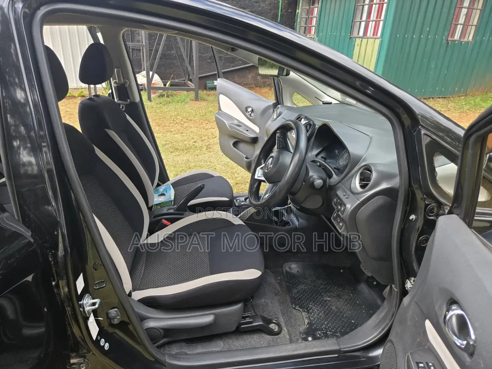 Nissan Note 1.2 Hybrid 2018 Black