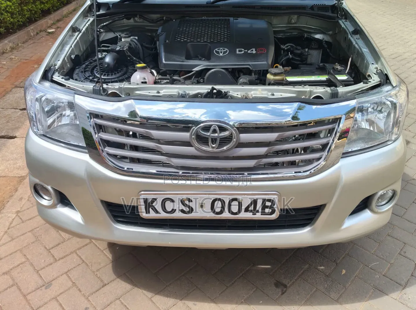Toyota Hilux 2013 Silver