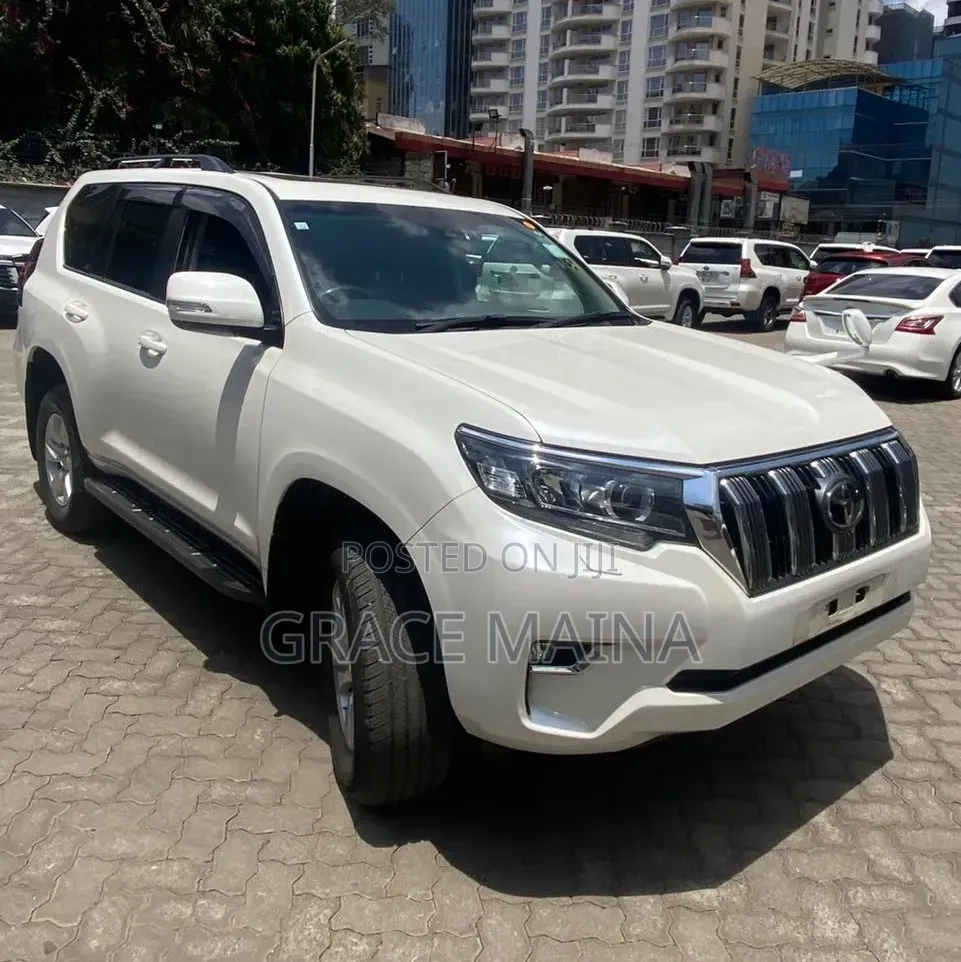 Toyota Land Cruiser Prado 2.8 2020 White