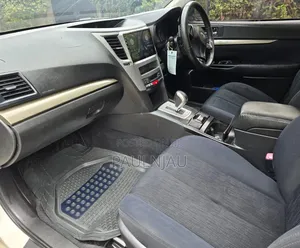 Subaru Legacy 2012
