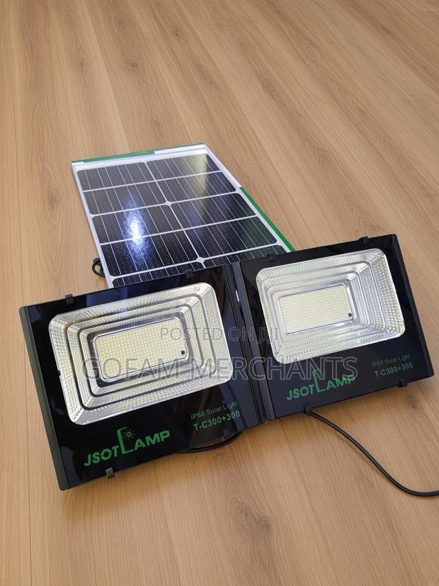 Jsot Dual High-Capacity T-C300+300 Ip66 Solar Floodlight