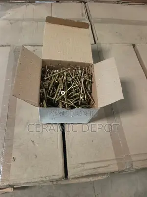 CHIPBOARD SCREW 4.5X65mm APRX 300 PCs - CS4.5X65
