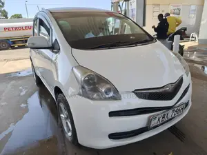Toyota Ractis 1.5 FWD 2006 White
