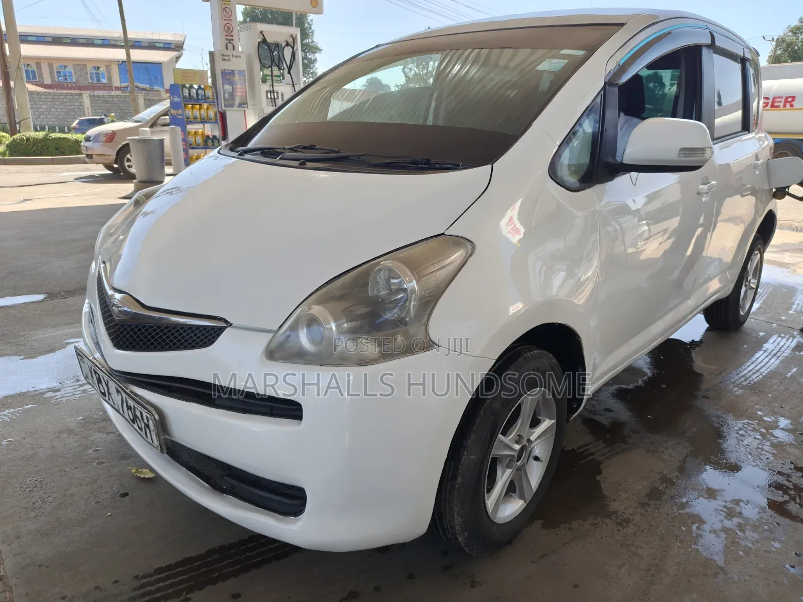 Toyota Ractis 1.5 FWD 2006 White