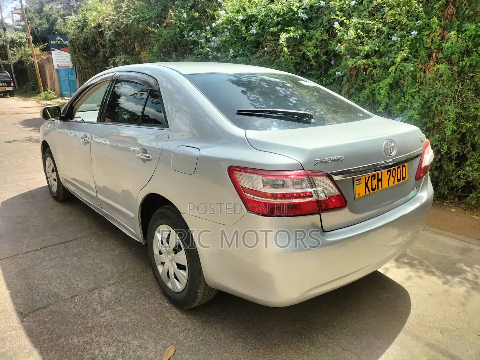 Toyota Premio 2010 Silver