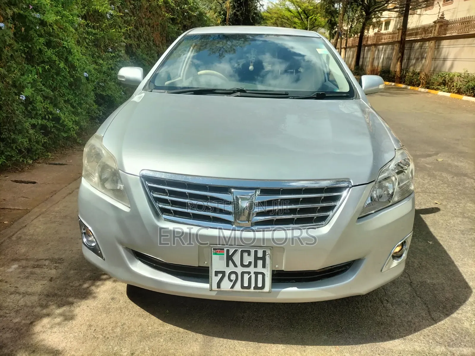 Toyota Premio 2010 Silver