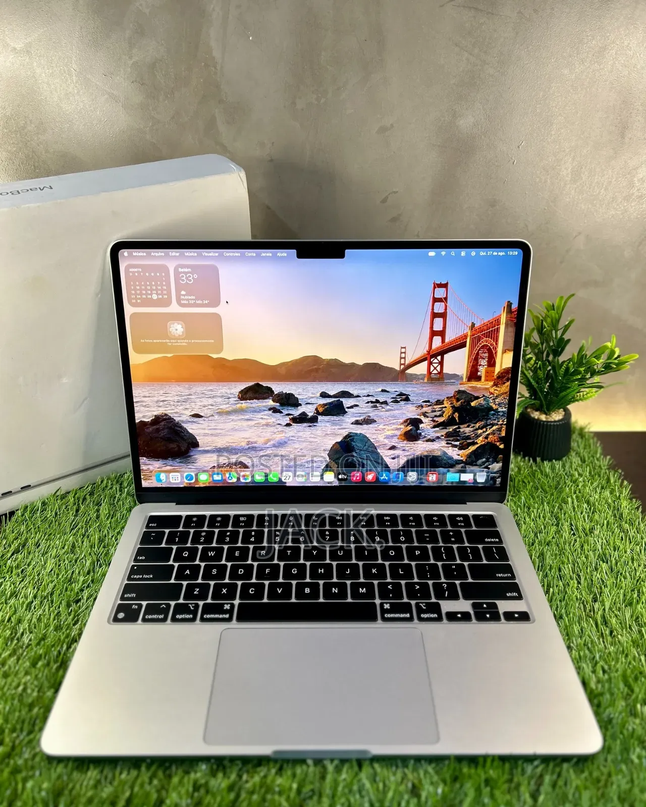 Laptop Apple MacBook Air 2024 M3 8GB Apple M3 SSD 256GB