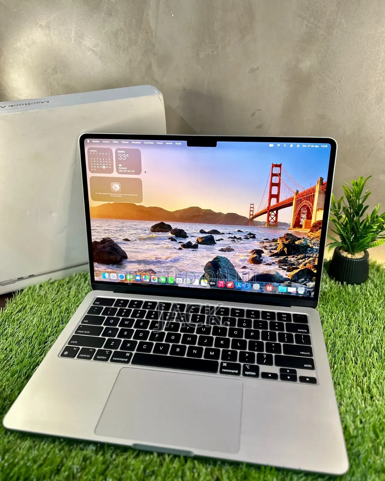 Laptop Apple MacBook Air 2024 M3 8GB Apple M3 SSD 256GB
