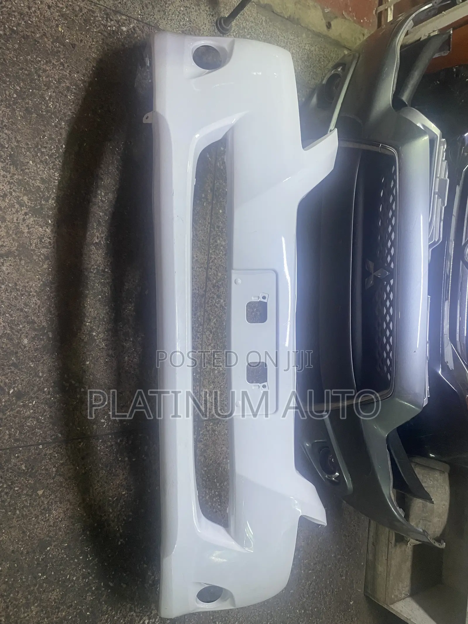 Front Bumper Premio 260 Shell