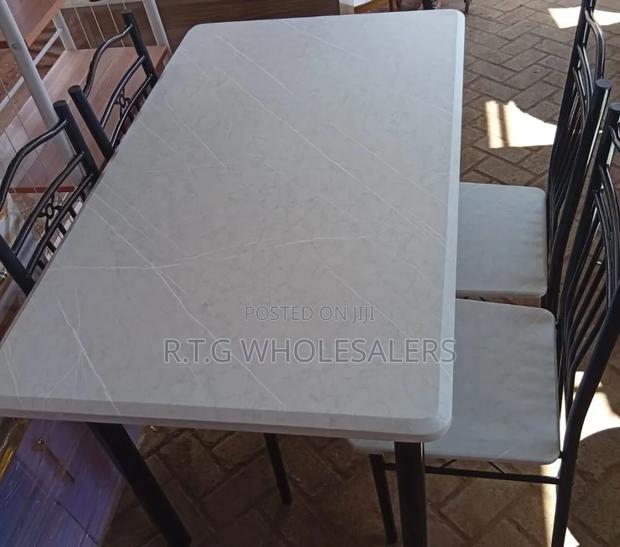 Executive 4 Sitter Dinning Table @