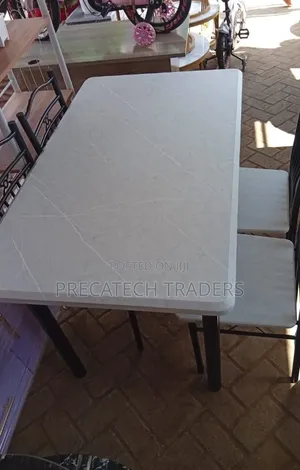 Modern 4-Seater Dining Table With Chairs