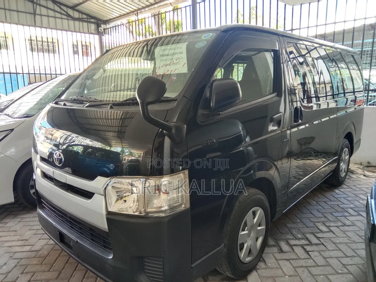 Toyota HiAce 2019 Black