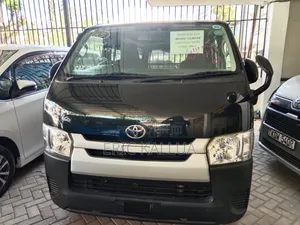 Toyota HiAce 2019 Black