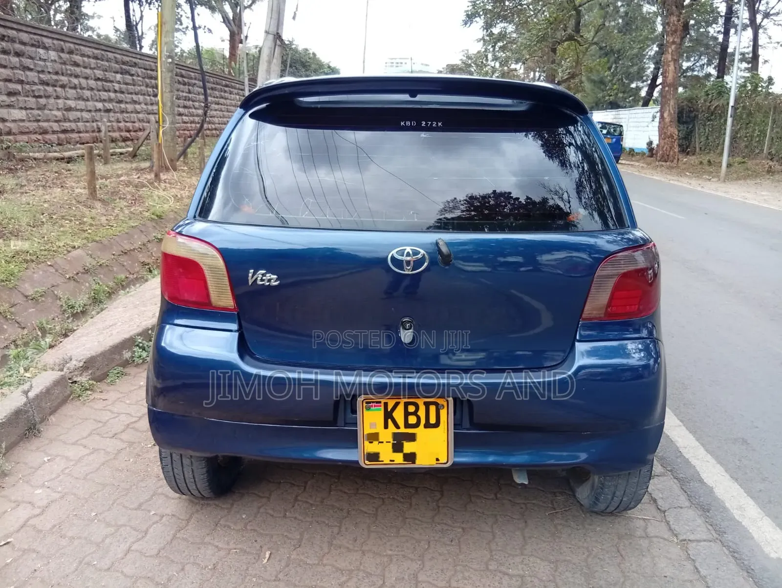 Toyota Vitz 2001 Blue