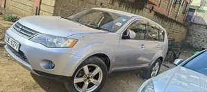Mitsubishi Outlander 2009 Silver