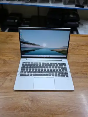 Laptop HP EliteBook 645 G9 16GB AMD Ryzen 5 SSD 256GB