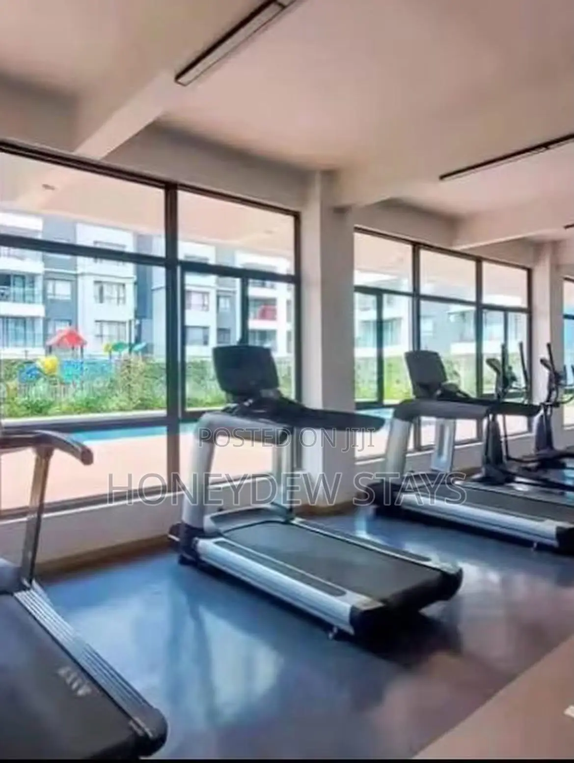 Furnished 2BR Apartment Near Gateway Mall