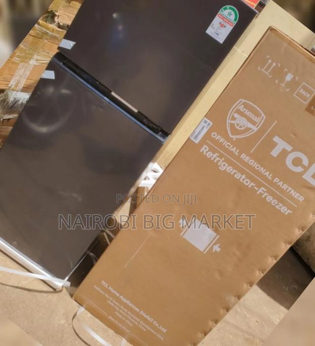 TCL 323l Fridge - thumbnail 2