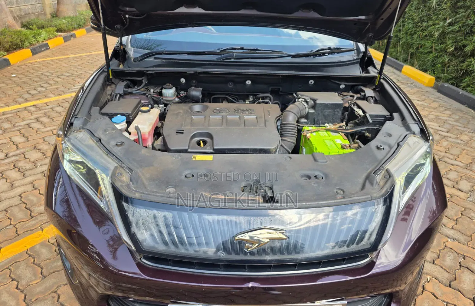 Toyota Harrier 2.0 2014 Burgundy