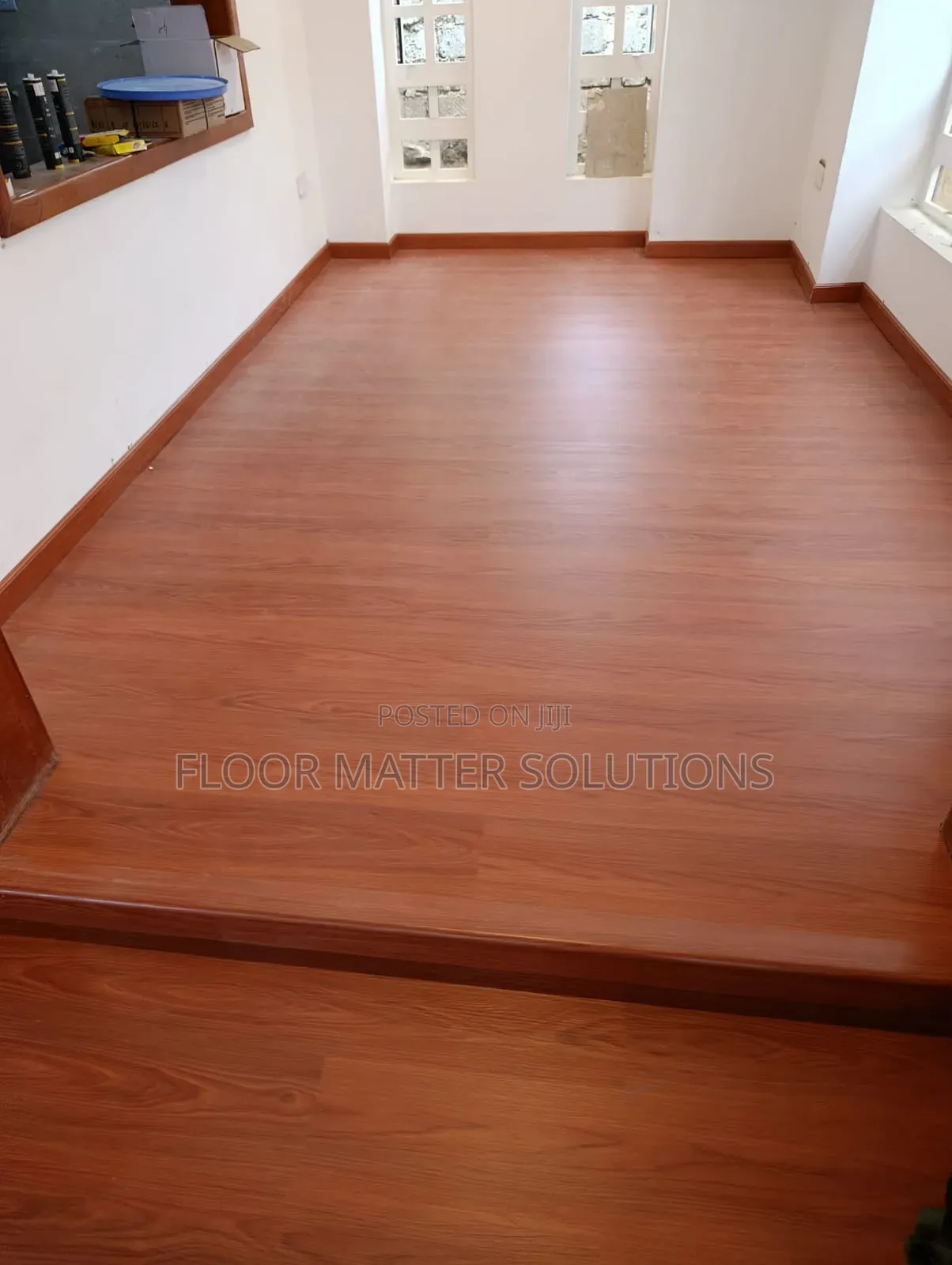 5mm SPC Flooring(mahogany Glow)