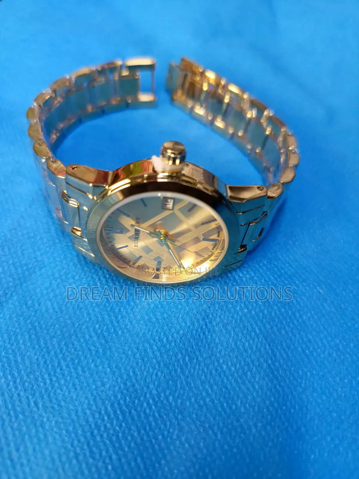 Burberry Iconic Check in Champagne Gold