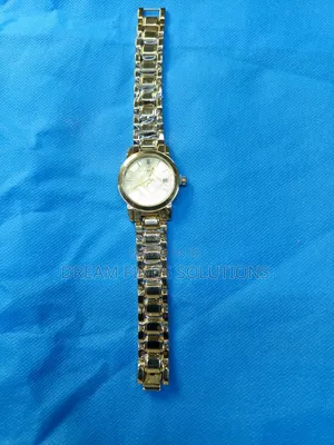 Burberry Iconic Check in Champagne Gold