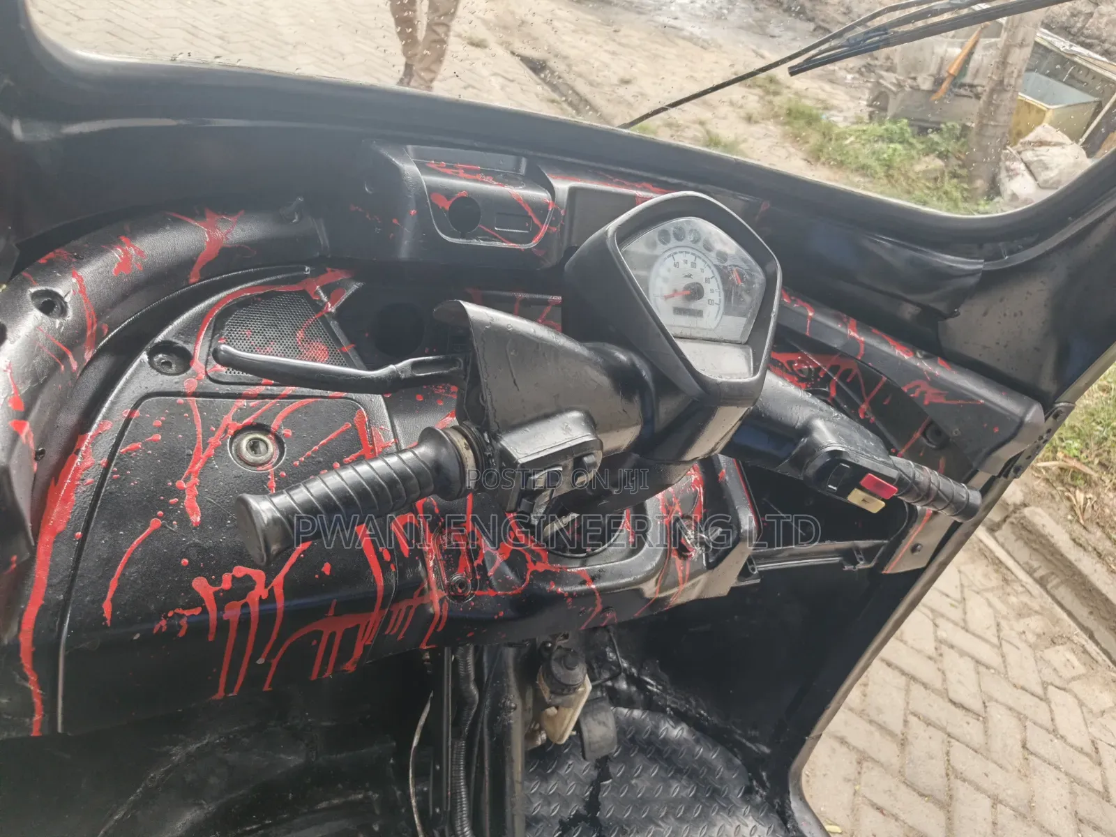 TVS 2020 Black