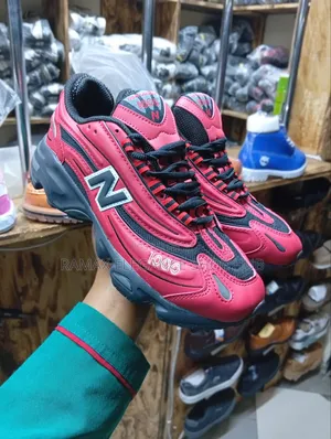New Balance 1000 Sneakers