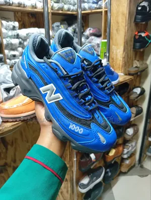 New Balance 1000 Sneakers