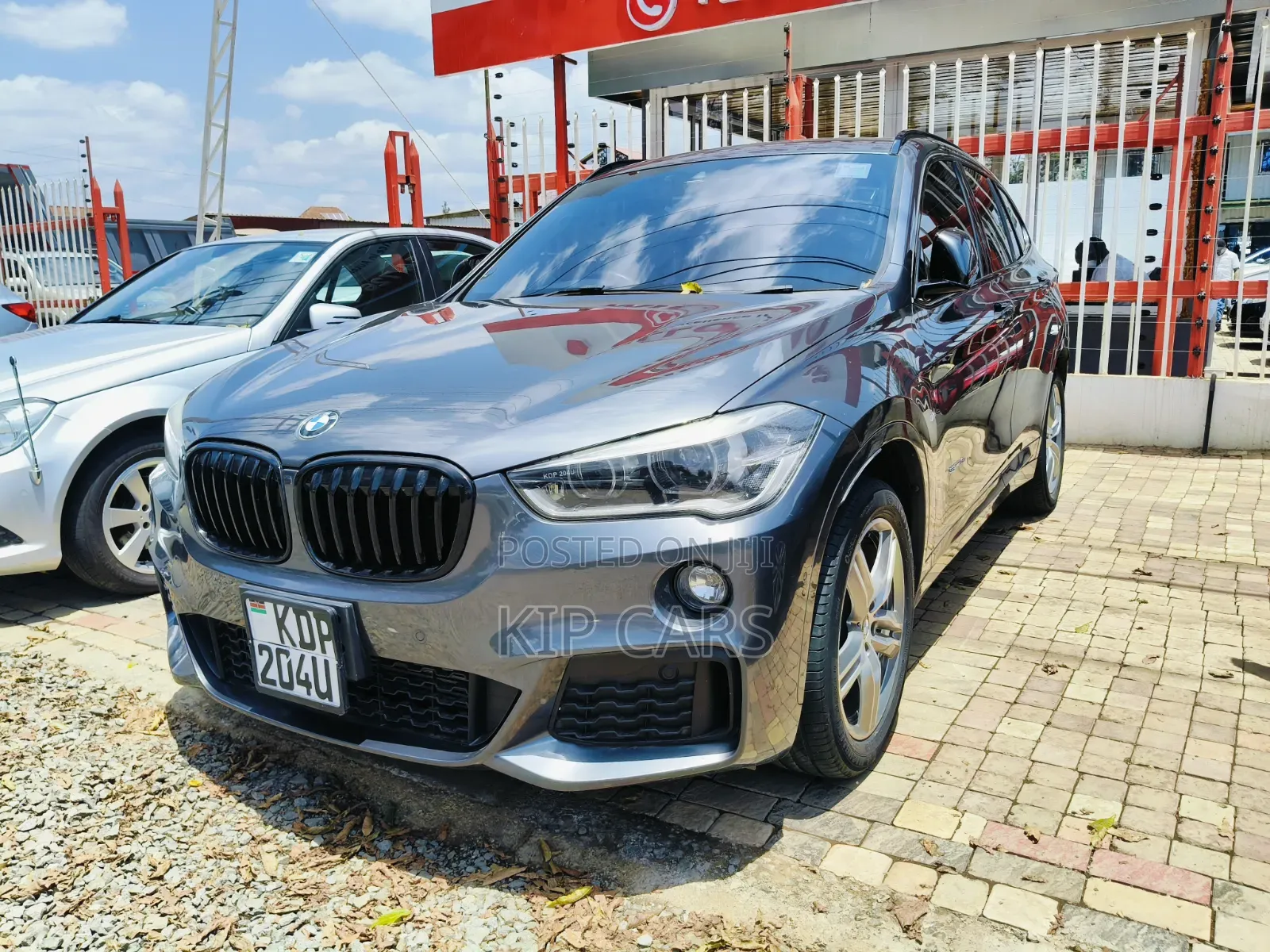 BMW X1 xDrive28i AWD 2016 Gray