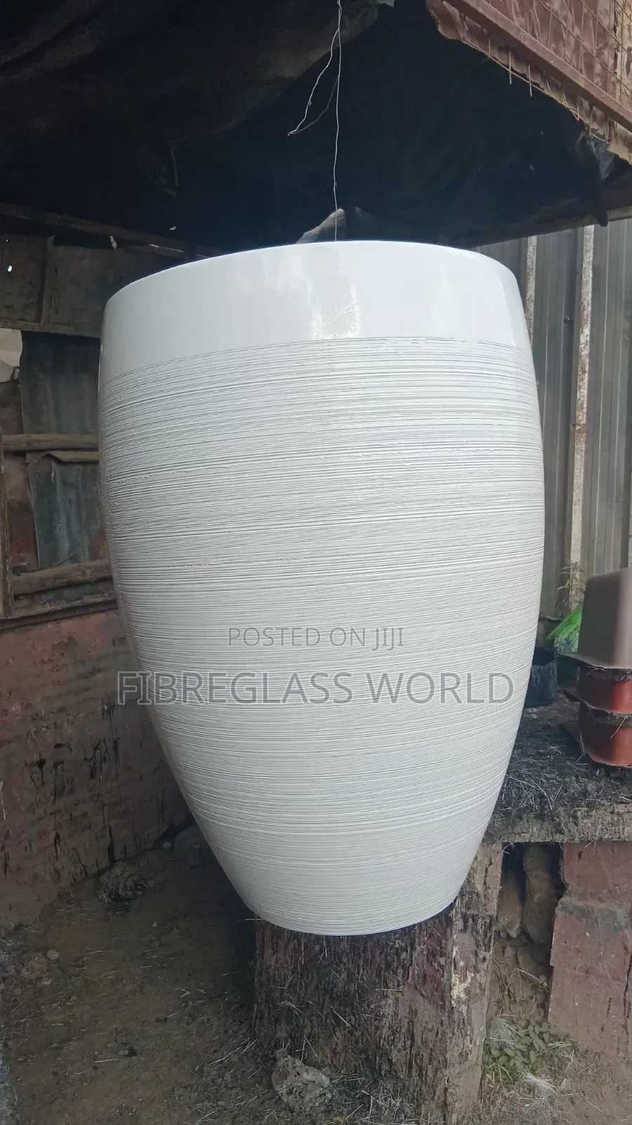 FLOWER POTS(Fibreglass)