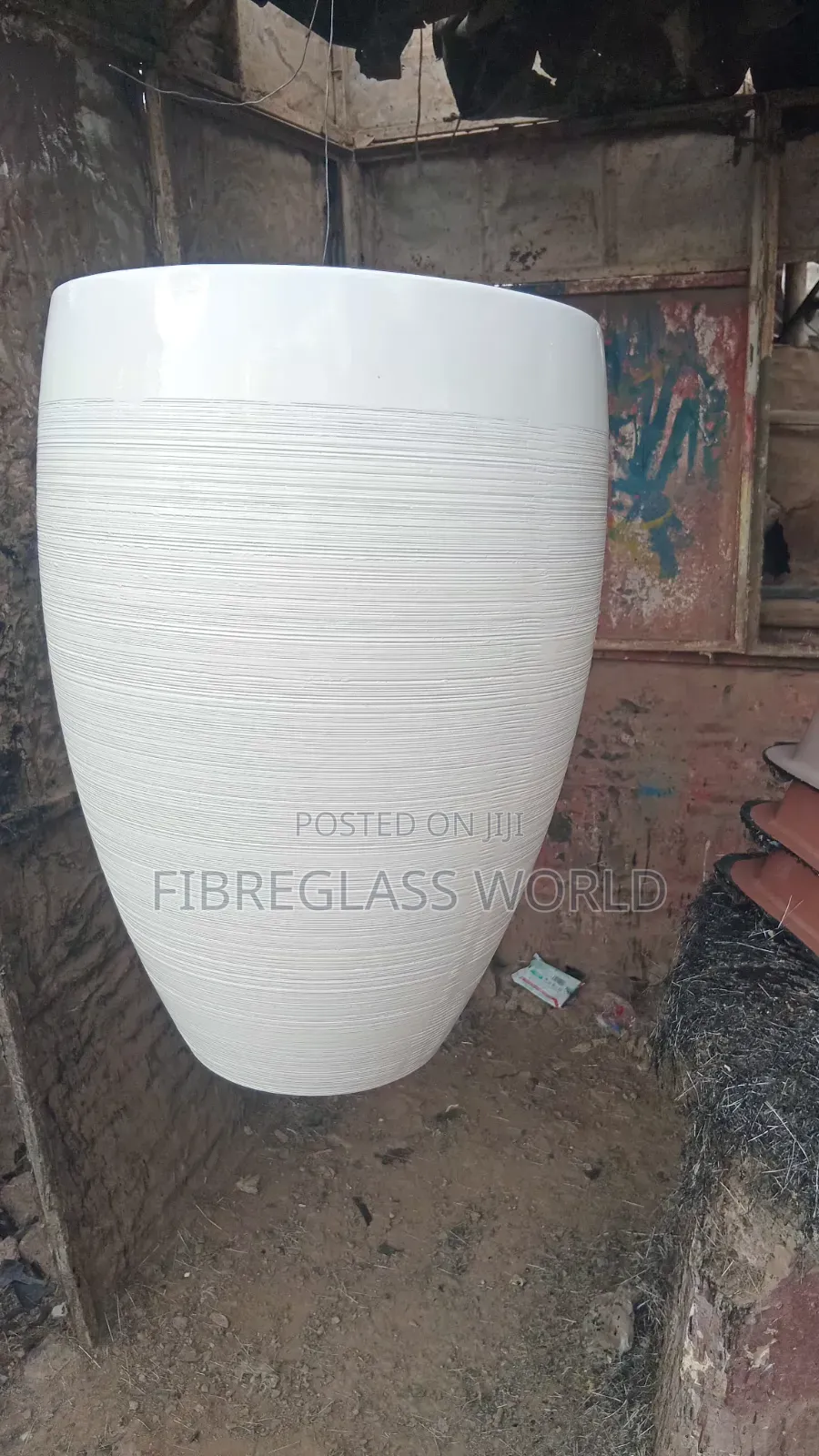 FLOWER POTS(Fibreglass)