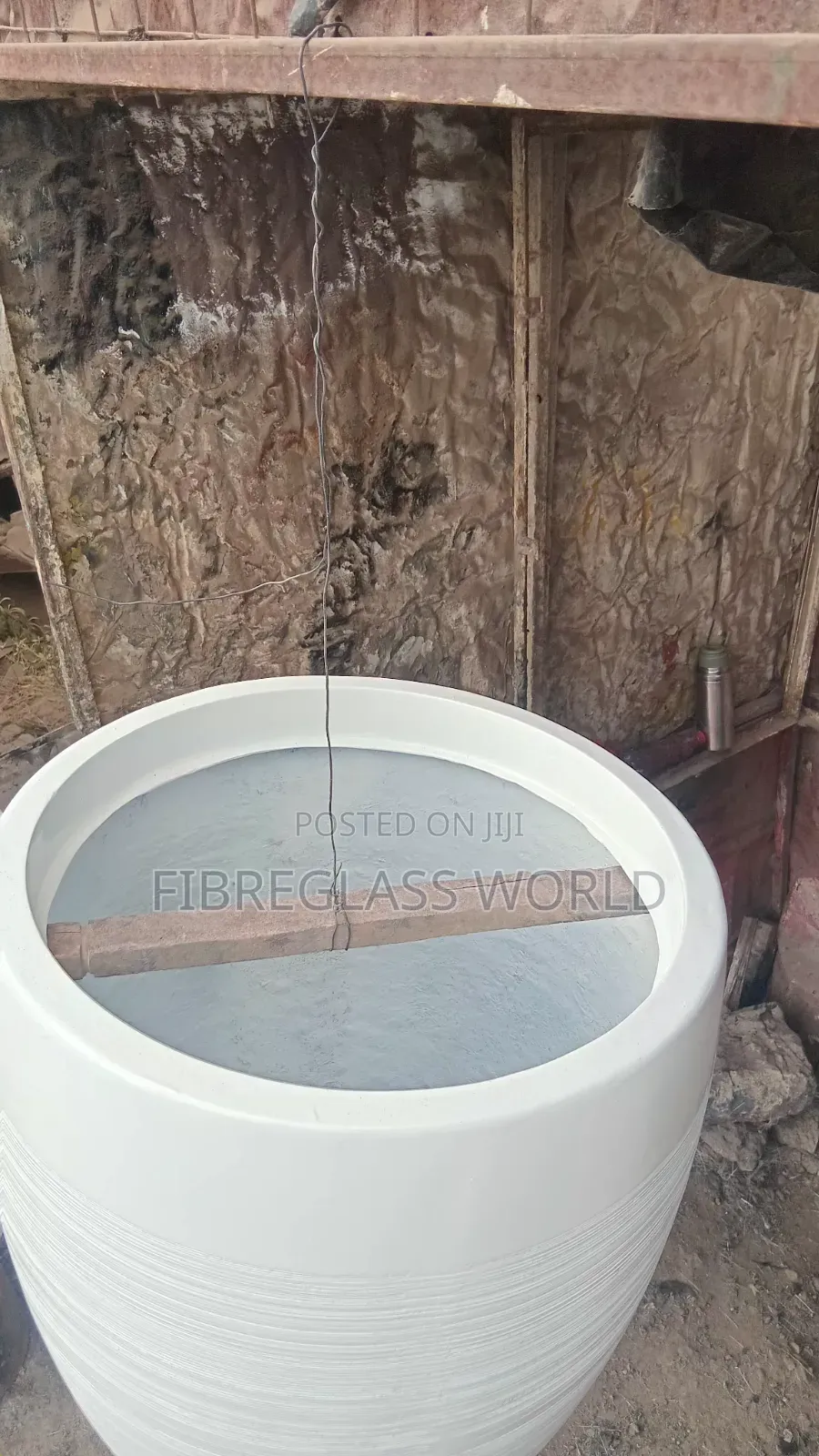 FLOWER POTS(Fibreglass)