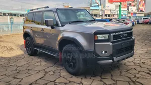 Toyota Land Cruiser 2024 Gray