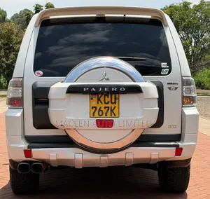 Mitsubishi Shogun 3.2 Di-Dc GLS 2012 White
