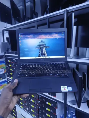 Laptop Dell Latitude 5300 8GB Intel Core i5 SSD 256GB