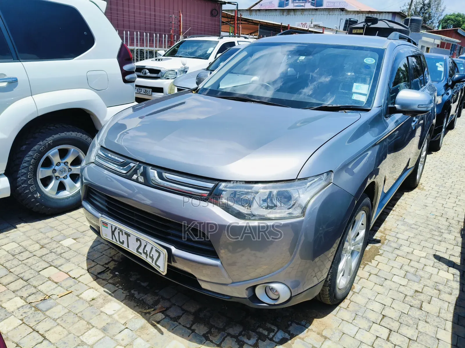Mitsubishi Outlander 2012 Gray