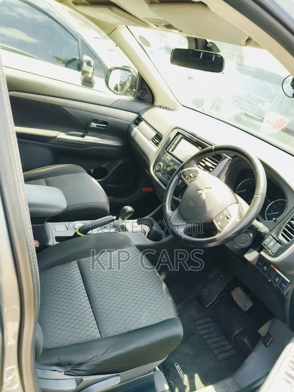 Mitsubishi Outlander 2012 Gray