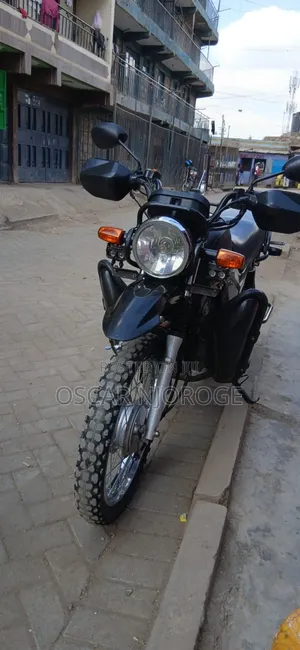 Honda CB 2019 Red