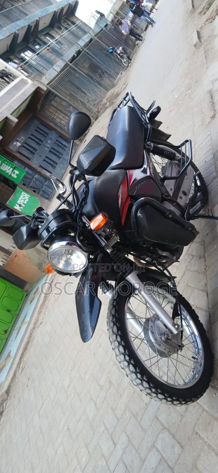 Honda CB 2019 Red