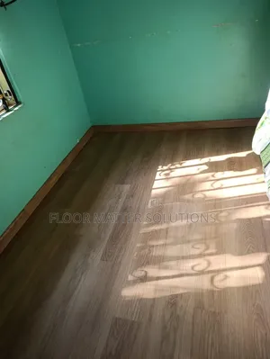 5mm SPC Flooring (Honey Glow)