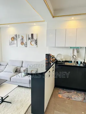Unwind at This Luxurious Fully Equipped Apartment.