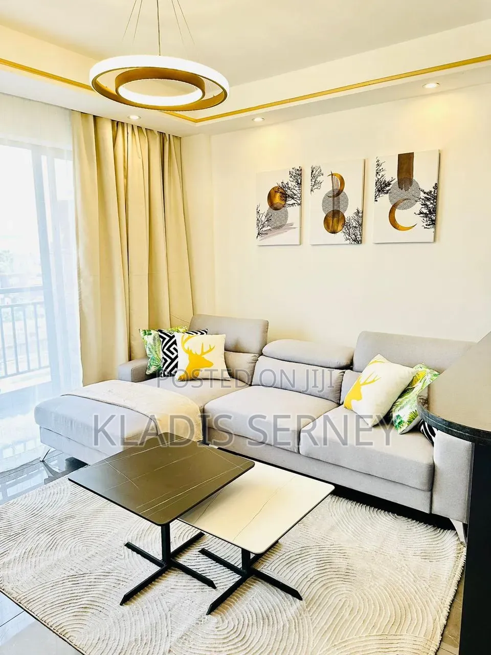 Unwind at This Luxurious Fully Equipped Apartment.
