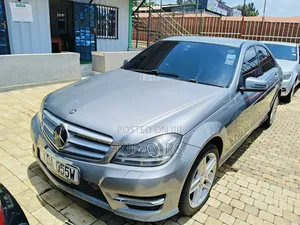 Mercedes-Benz C200 2013 Gray