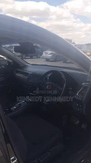 Honda Vezel 1.5 4WD 2017 Black